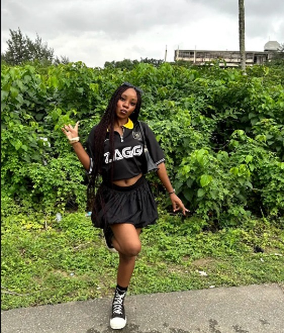 Model wearing a Zaggi Wears jersey in Lagos